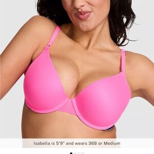 Victoria's Secret Green and Lilac Everyday Wear Push-Up Bra